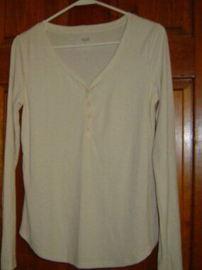 Cream ribbed long sleeve shirt.  Size S.